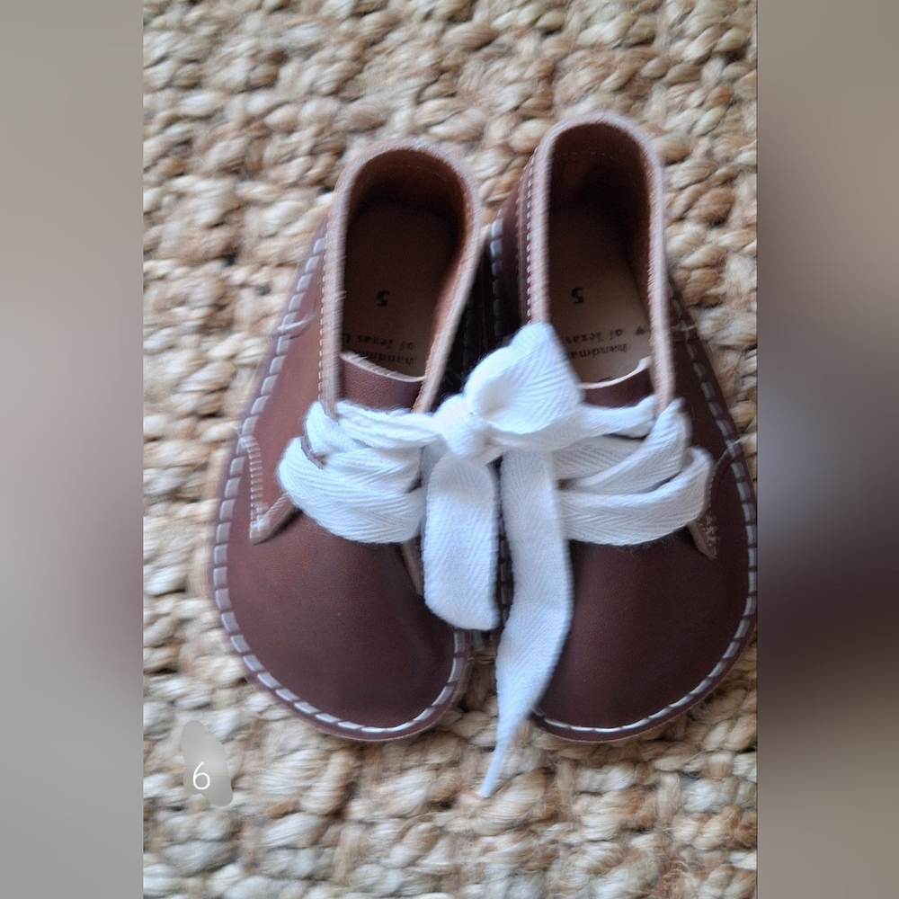 Leather Baby shoes Hand made of texas size 5 old money classic casual christmas